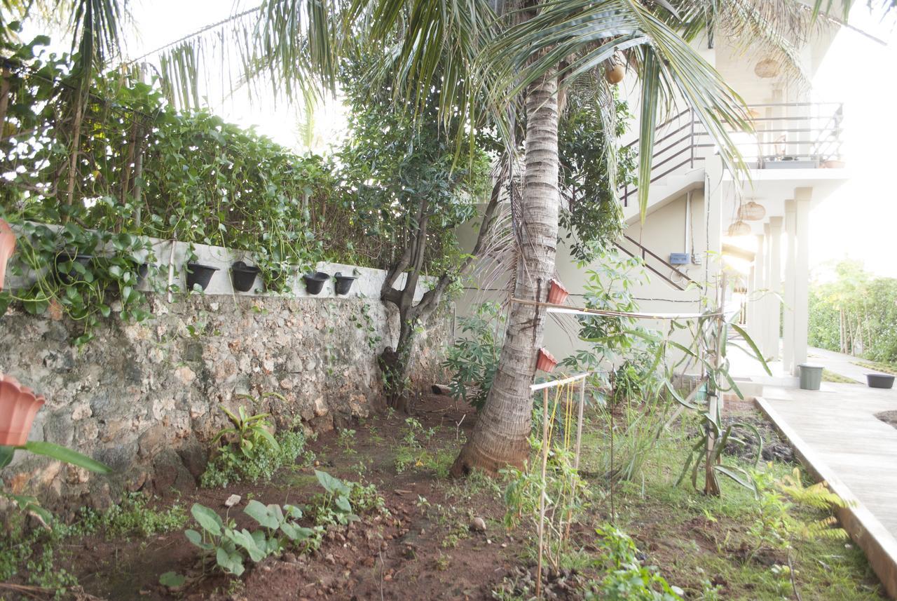 Casa Narrow Villa Nembrala Exterior photo